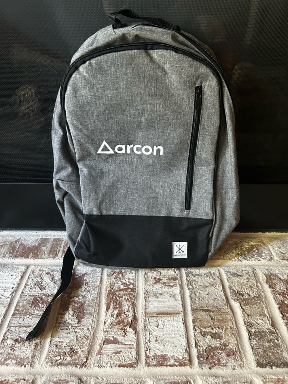 Arcon Men's Gray and Black Everyday Backpack